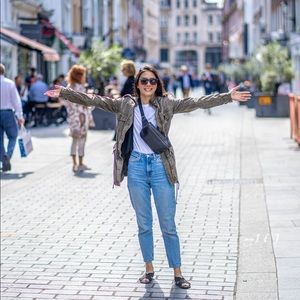 Meet your Posher, Nancy